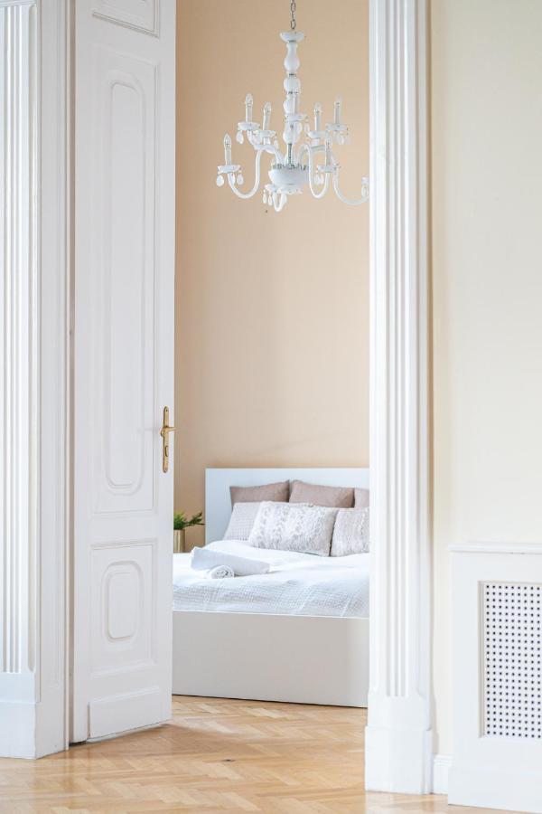 Matilda Luxury Suite Apartment Budapest Eksteriør billede